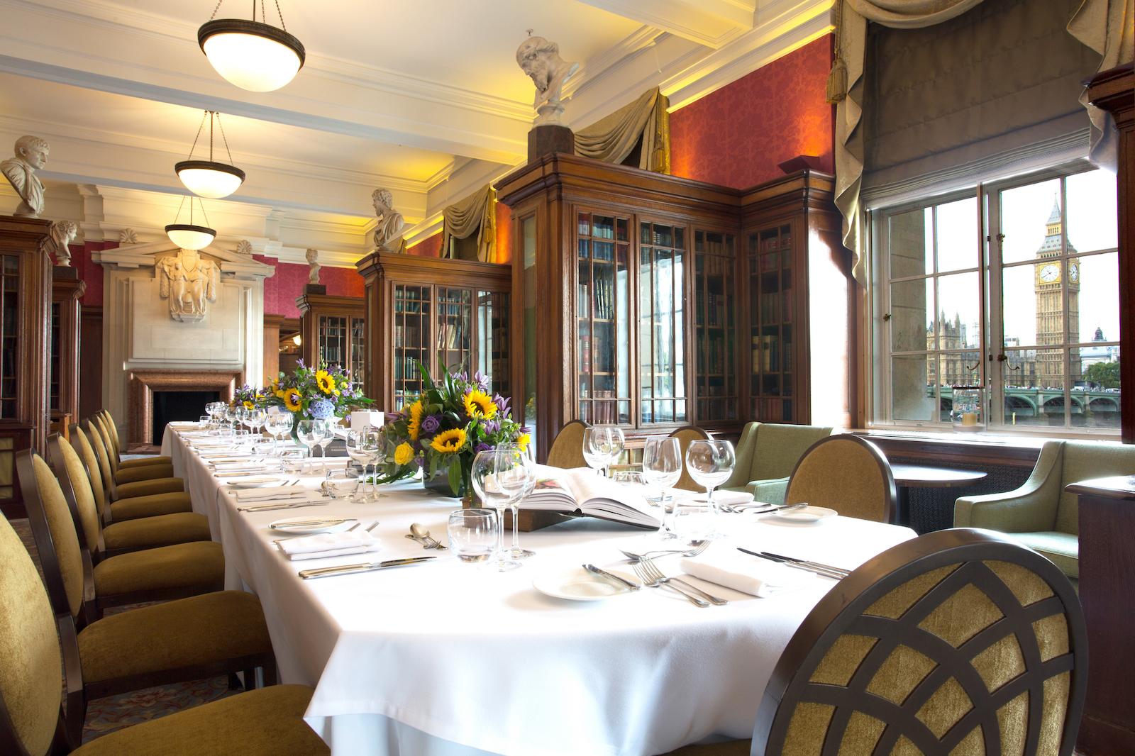 Luxury Private Dining Rooms at London Marriott Hotel County Hall